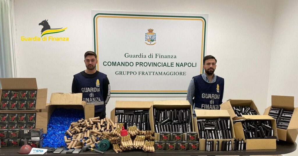 GdF Napoli Sequestrati Oltre 9 Mila Botti Illegali E Pericolosi