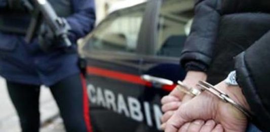 carabinieri manette